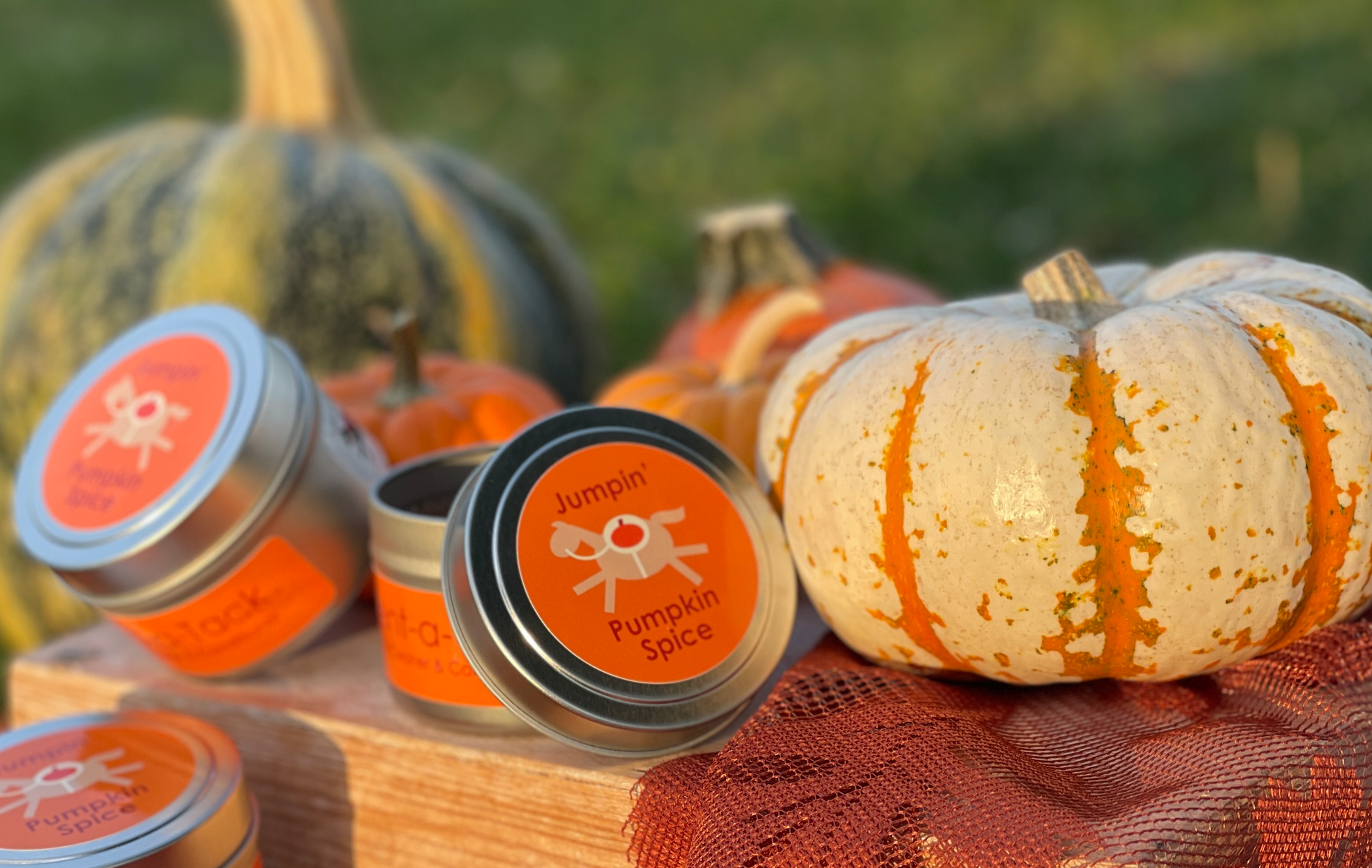 Jumpin' Pumpkin Spice Tin