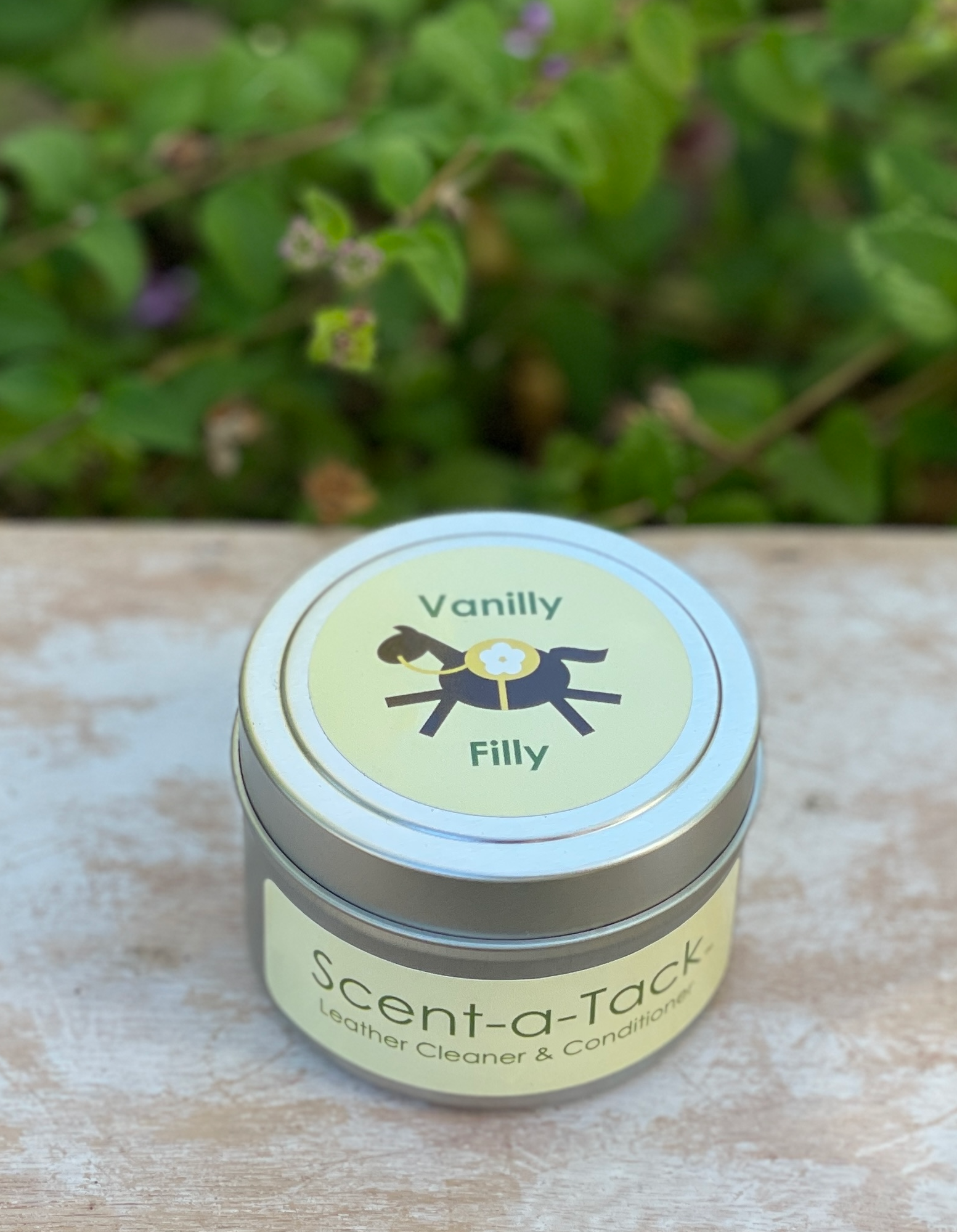 Vanilly Filly Tin